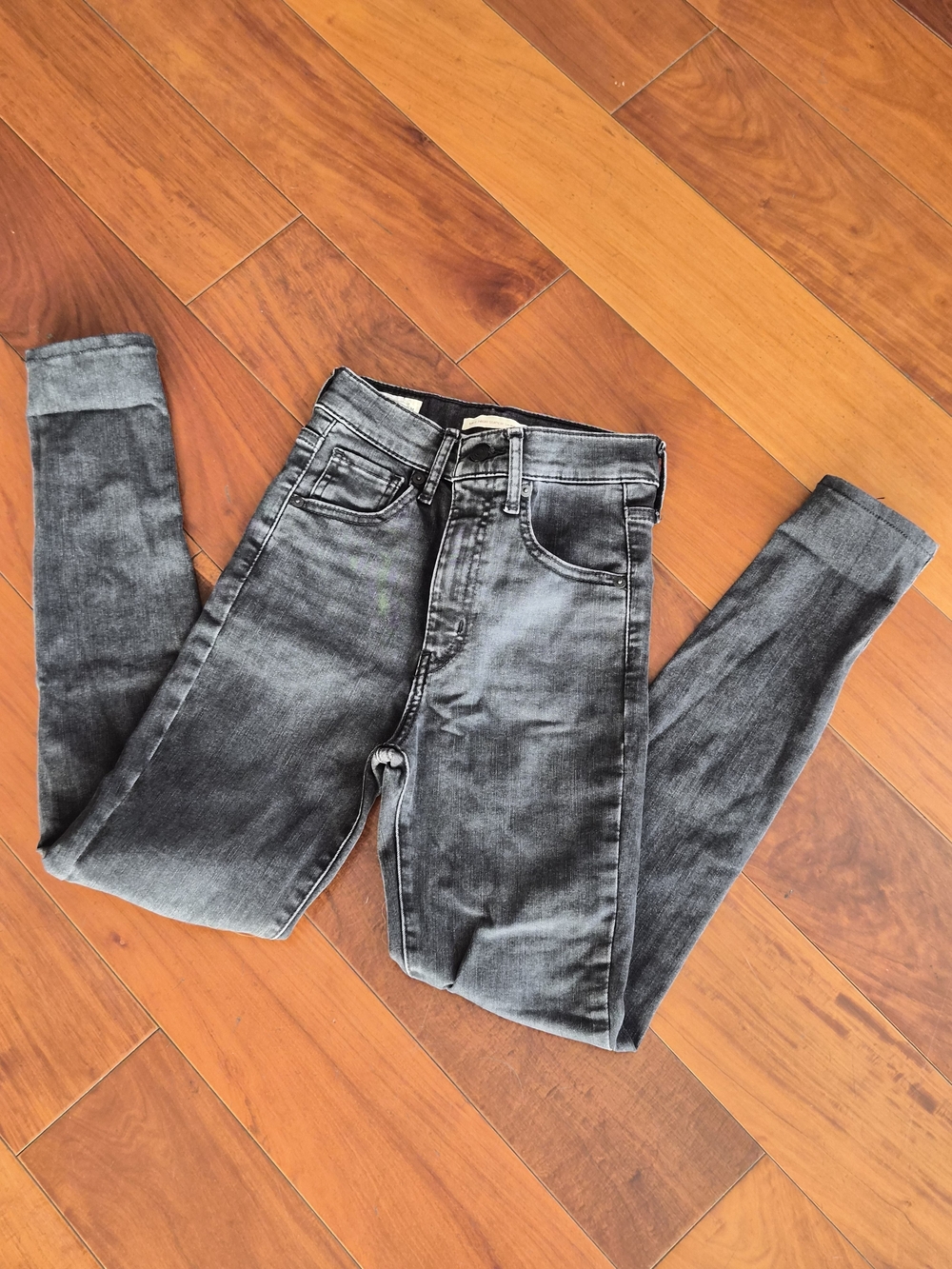 Levi’s Premium Mile High Super Skinny Jeans W24 L28 Wash Gray